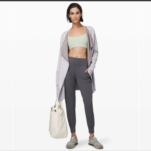 Lululemon Reversible Still Lotus Wrap size Small - Picture 1 of 10